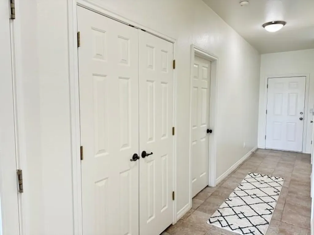 22401 Briarview Drive Spicewood TX 78669