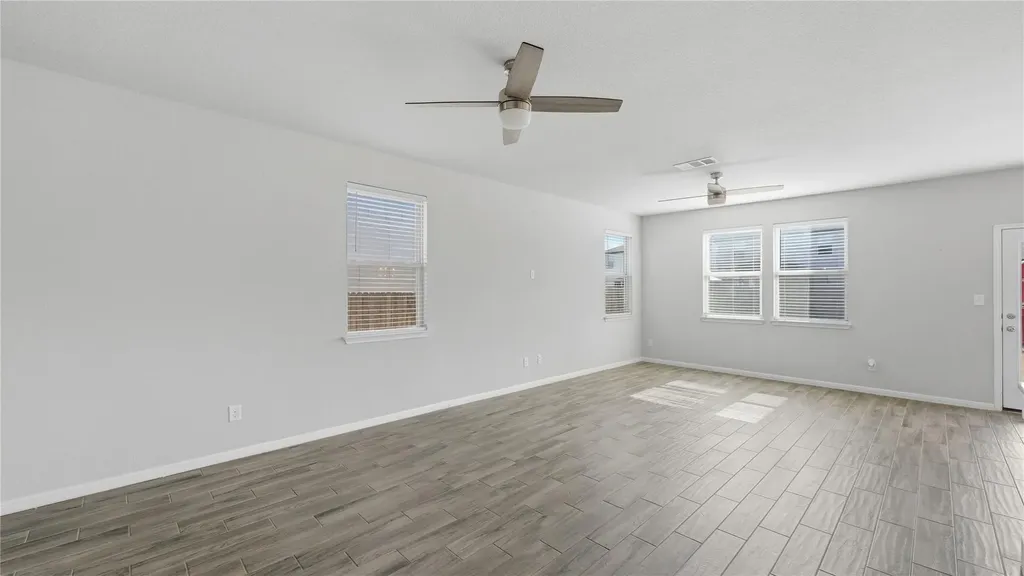 172 Brady Creek Way Leander TX 78641