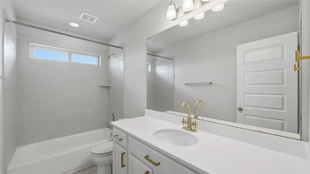 172 Brady Creek Way Leander TX 78641