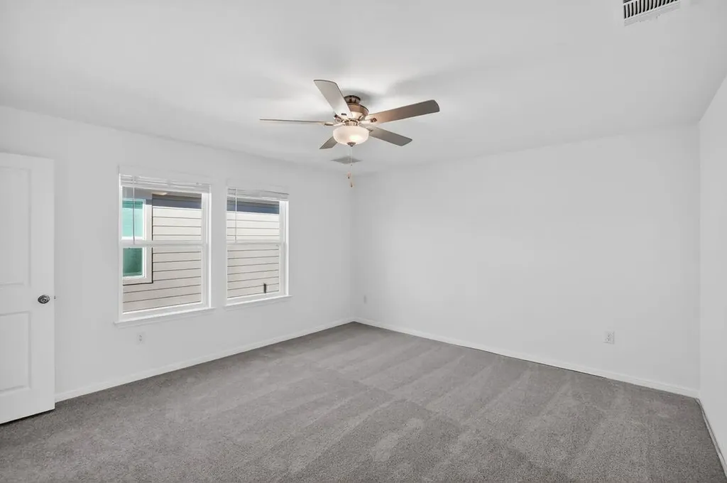 5921 Jennifer Pasture Path Del Valle TX 78617