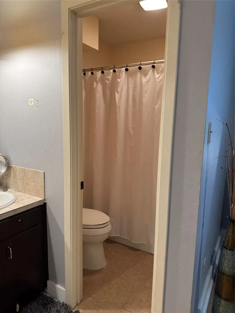 102 Skyloop Drive Austin TX 78745