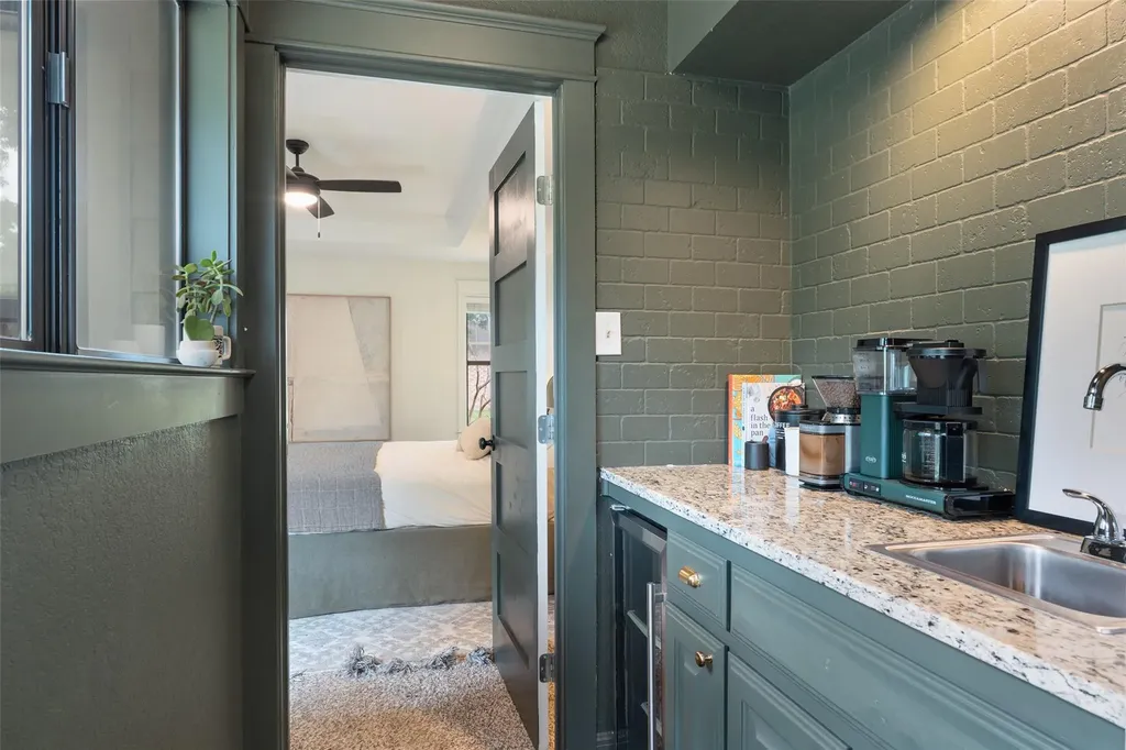 3701 Indian Point Drive Austin TX 78739