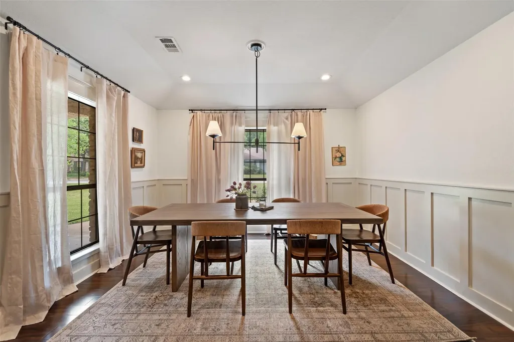 3701 Indian Point Drive Austin TX 78739