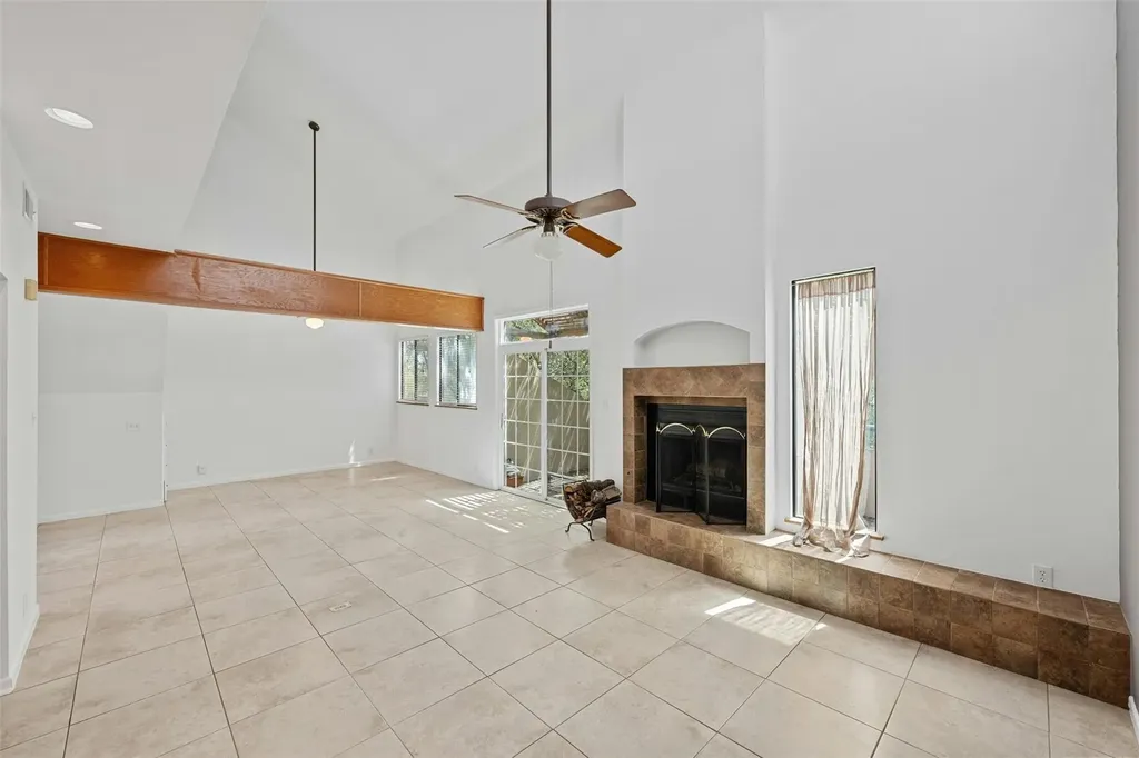 1735 Spyglass Drive Austin TX 78746