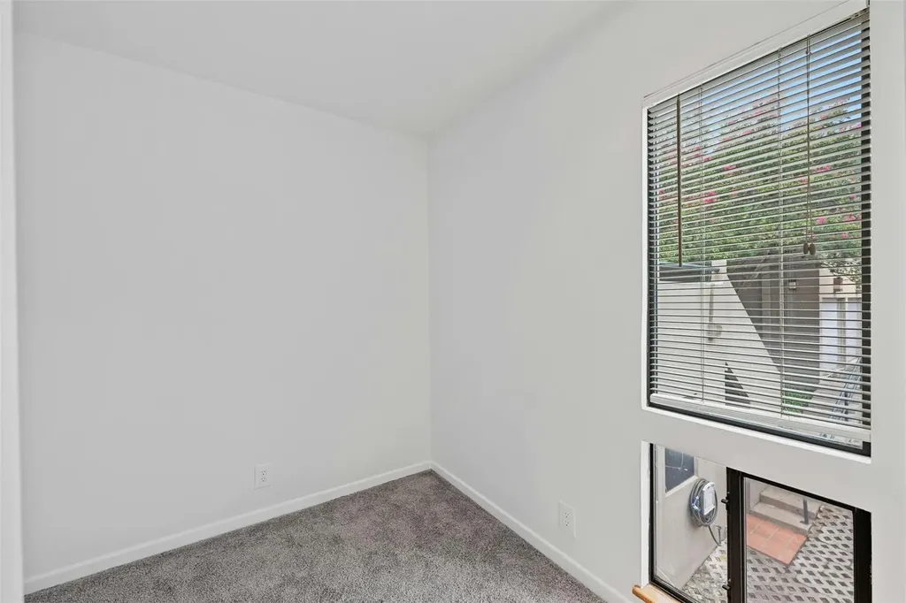 1735 Spyglass Drive Austin TX 78746