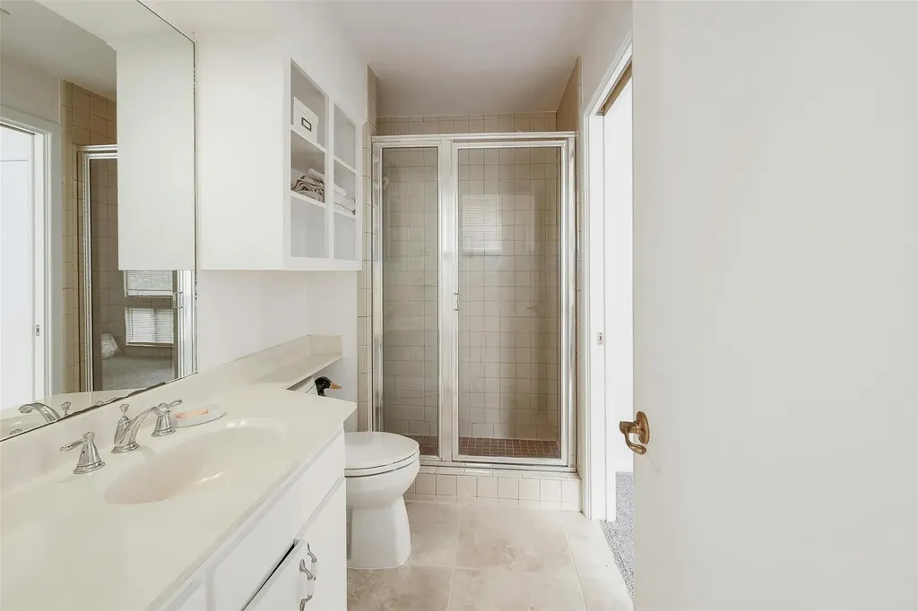 1735 Spyglass Drive Austin TX 78746
