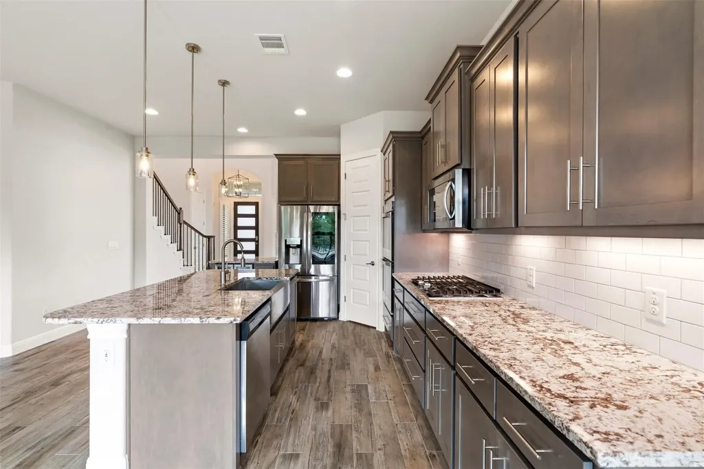 2439 Soprano Way Round Rock TX 78681