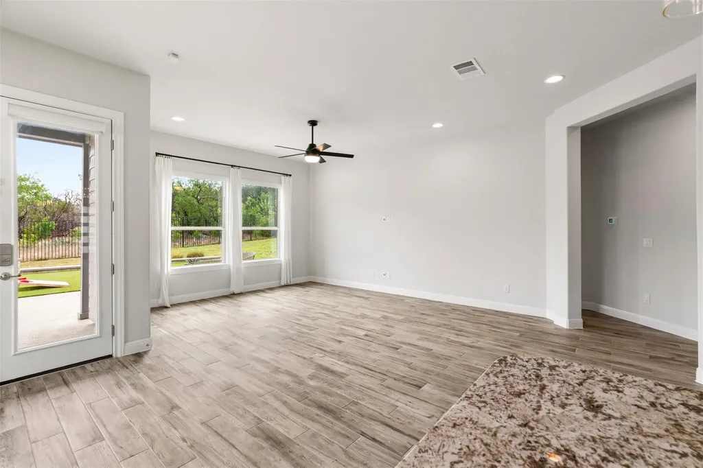 2439 Soprano Way Round Rock TX 78681