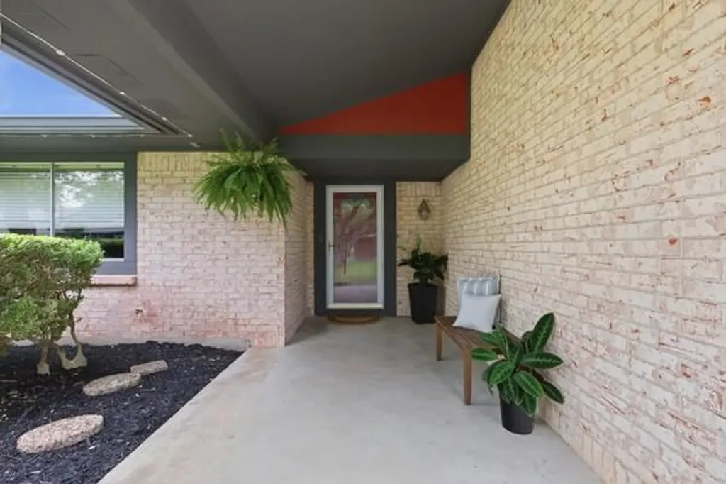 11813 Knights Bridge Austin TX 78759