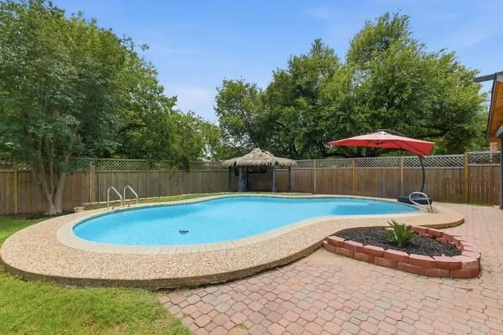 11813 Knights Bridge Austin TX 78759