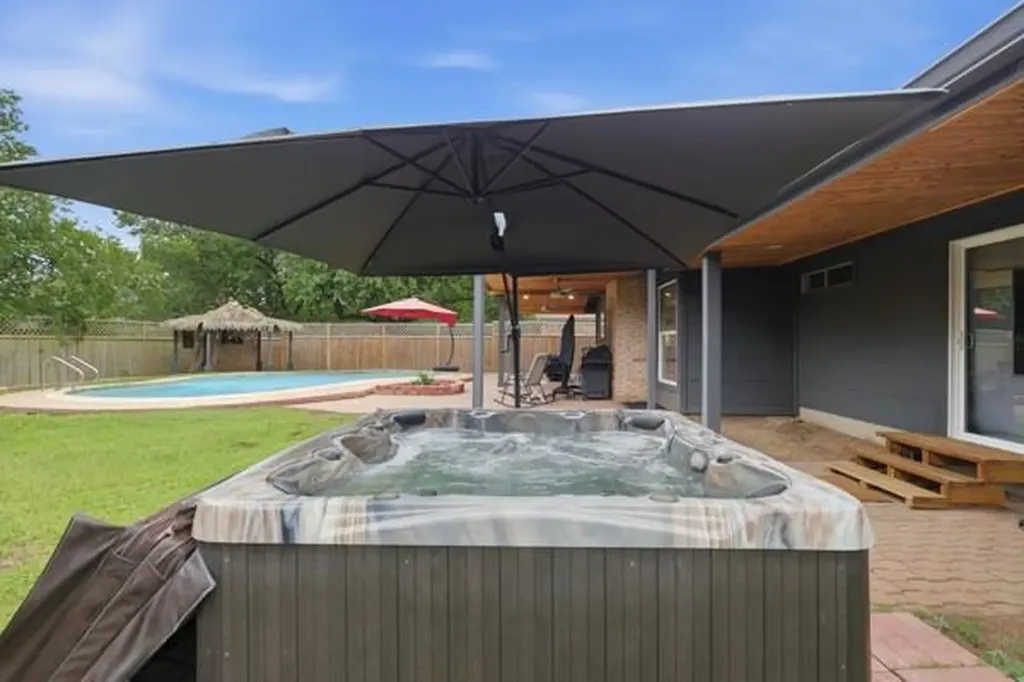 11813 Knights Bridge Austin TX 78759