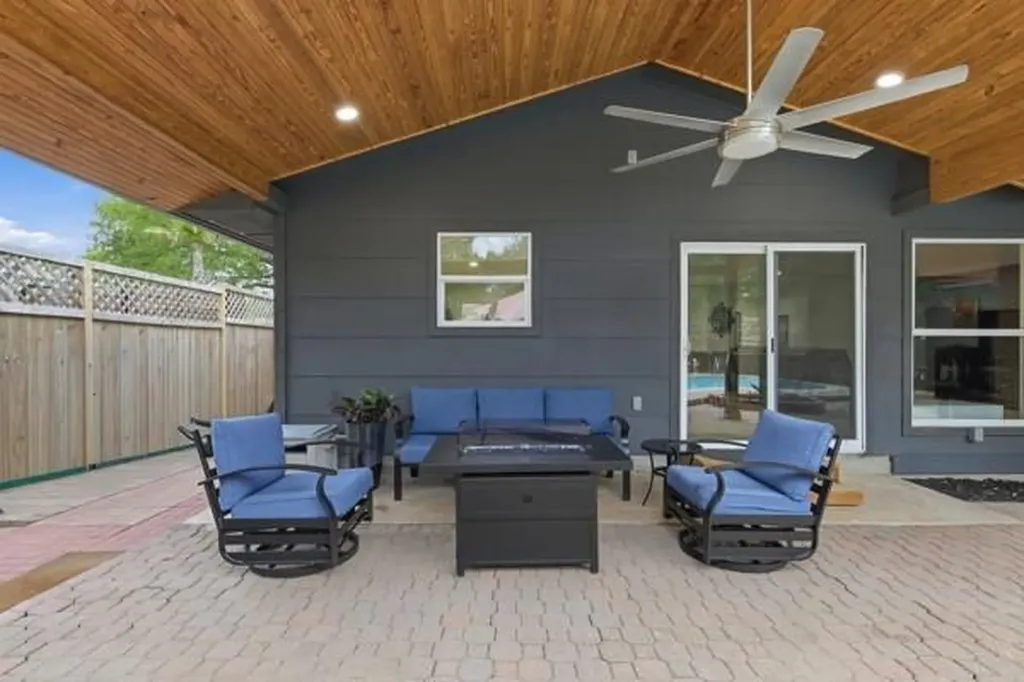 11813 Knights Bridge Austin TX 78759