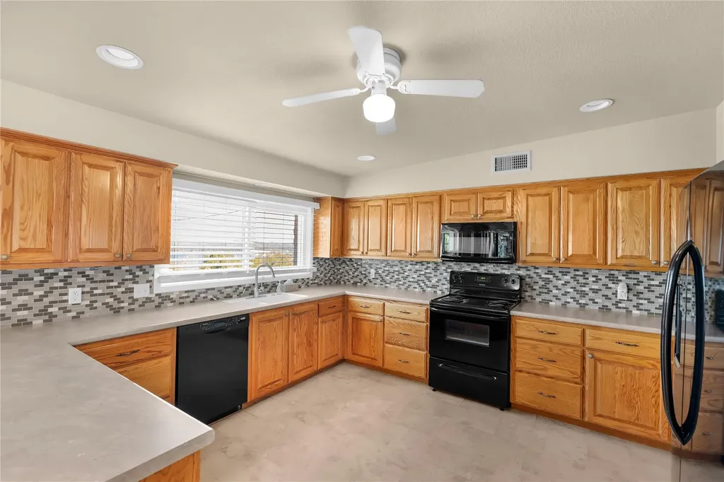 1210 Skyline Drive Canyon Lake TX 78133