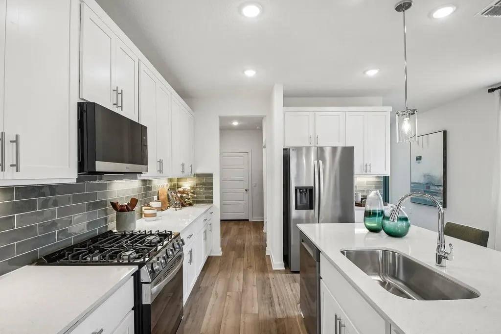 10608 Midnight Sun Drive Buda TX 78610