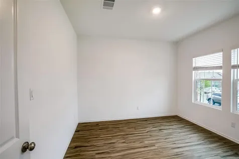 1024 Bluewood Bend Leander TX 78641