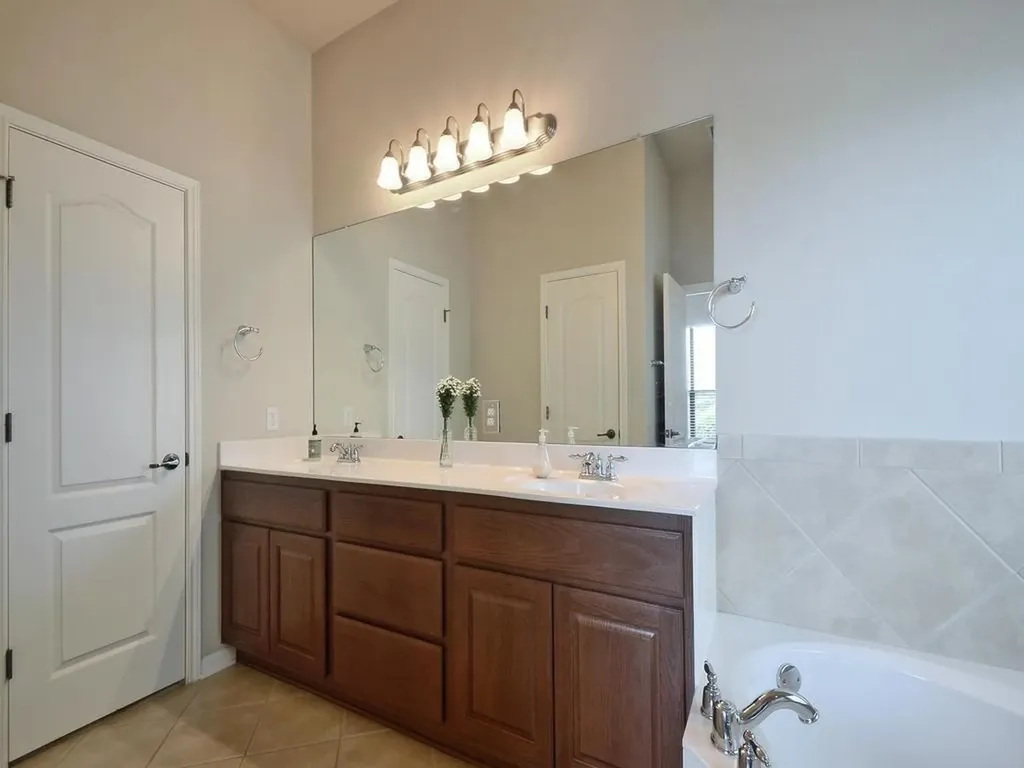 111 Miss Ashley Street Austin TX 78737