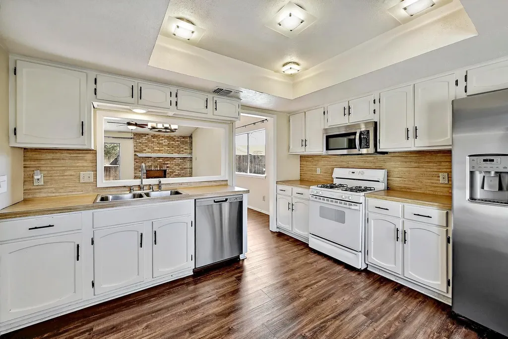 9417 Singing Quail Drive Austin TX 78758