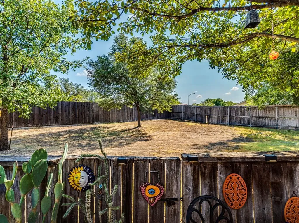 9417 Singing Quail Drive Austin TX 78758