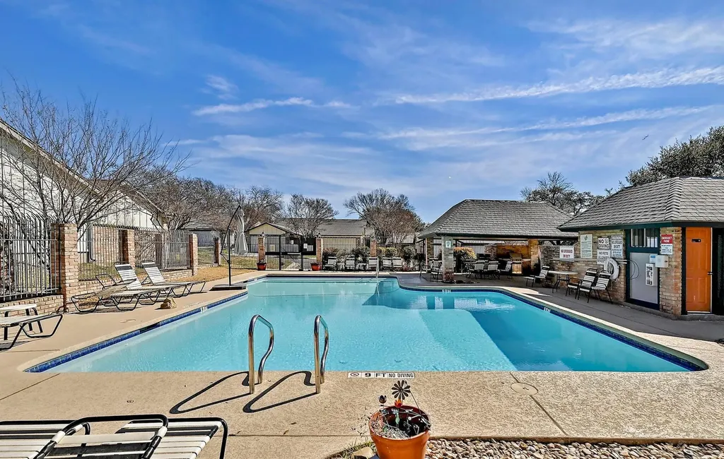 9417 Singing Quail Drive Austin TX 78758