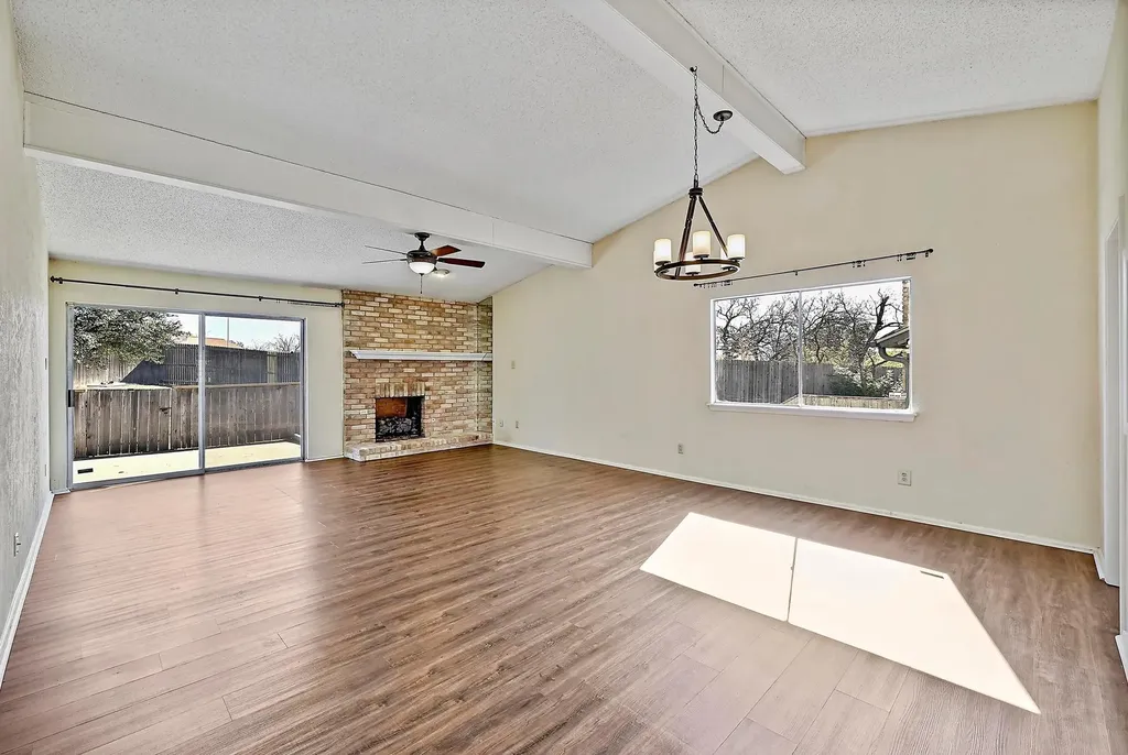 9417 Singing Quail Drive Austin TX 78758
