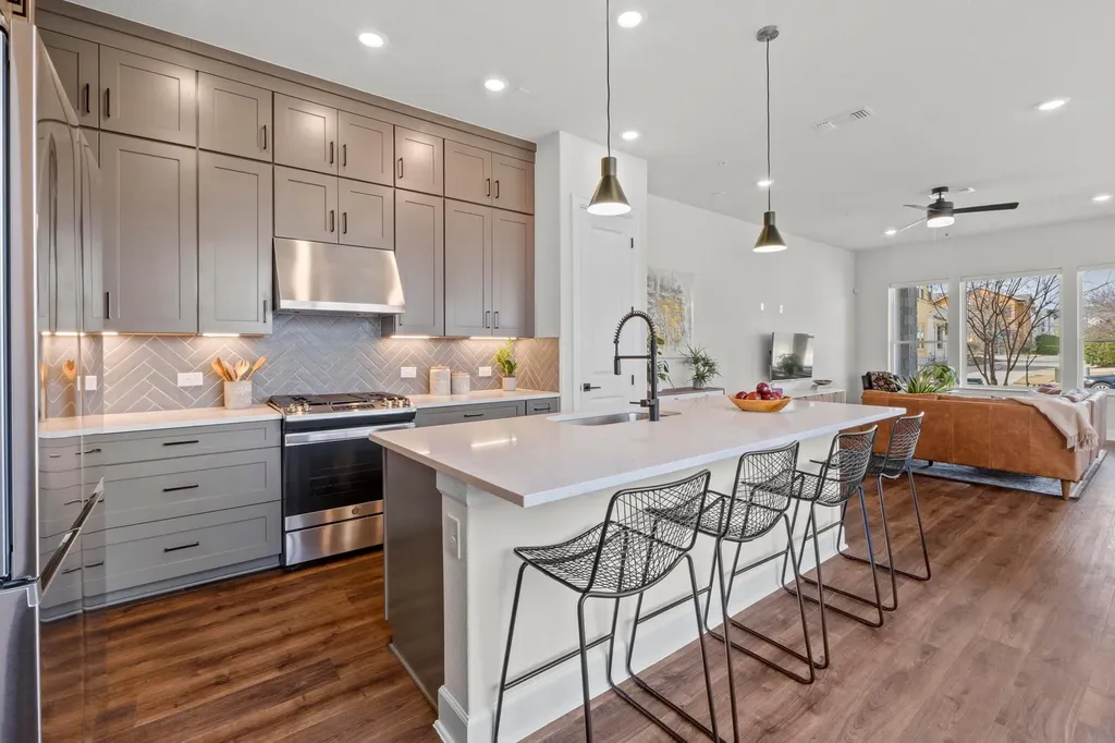 3915 Tilley Street Austin TX 78723