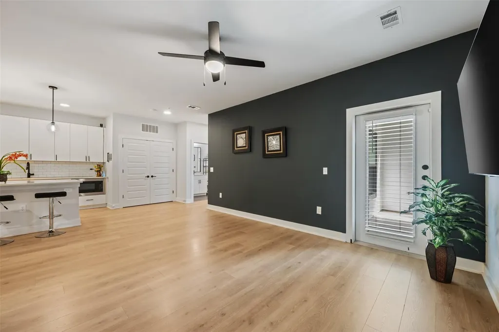 3101 W Govalle Avenue Austin TX 78702