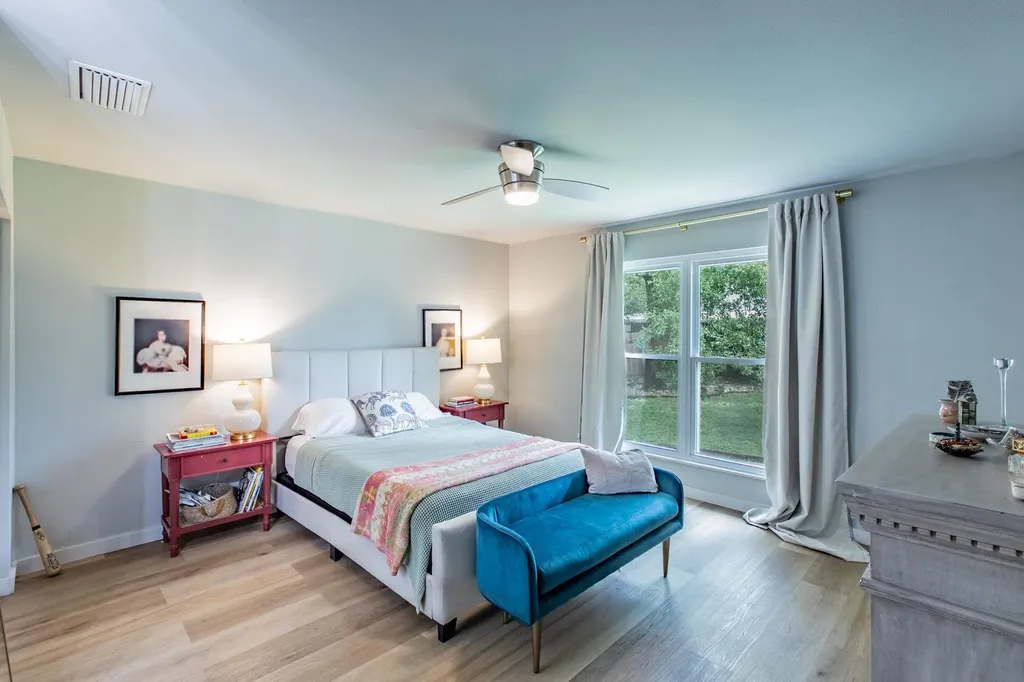 10243 Missel Thrush Drive Austin TX 78750