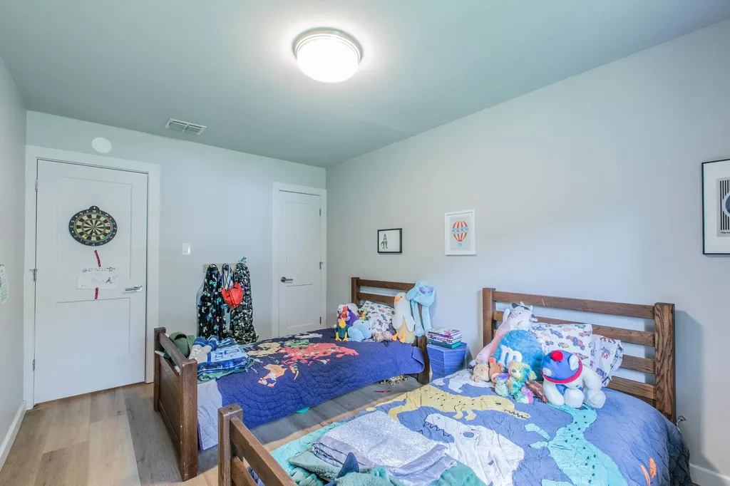 10243 Missel Thrush Drive Austin TX 78750