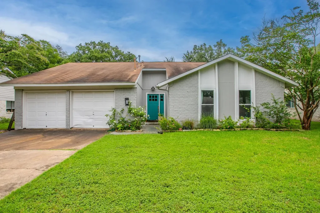 10243 Missel Thrush Drive Austin TX 78750