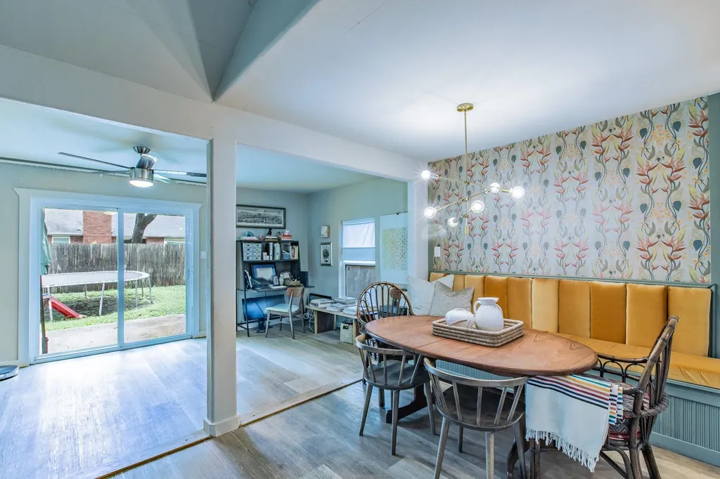 10243 Missel Thrush Drive Austin TX 78750