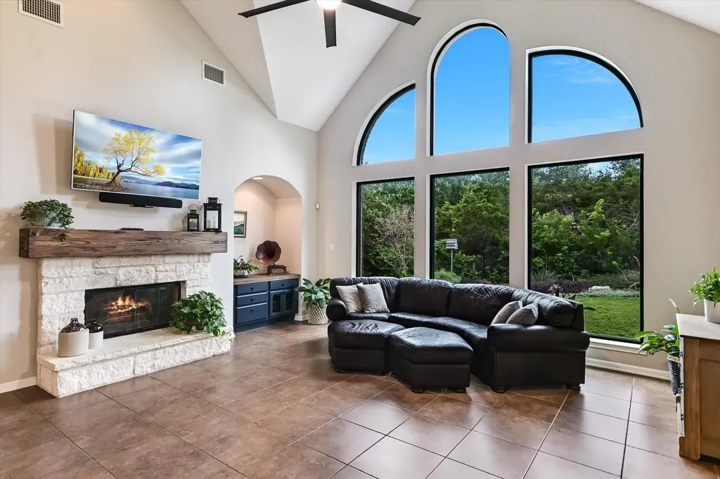 12908 Little Dipper Path Austin TX 78732