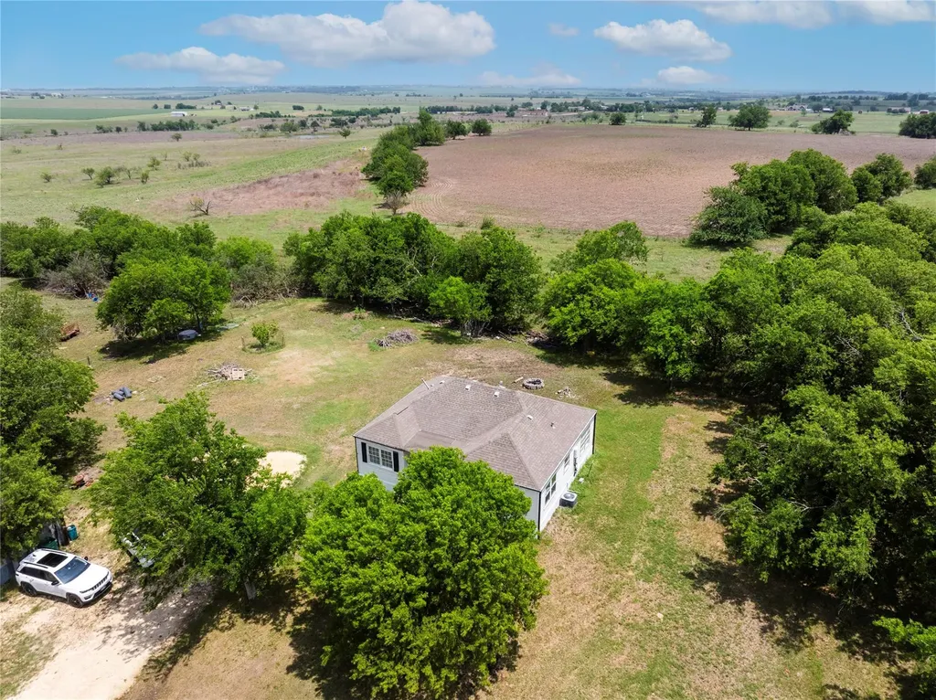 2901 And 2973 S Main Street Taylor TX 76574