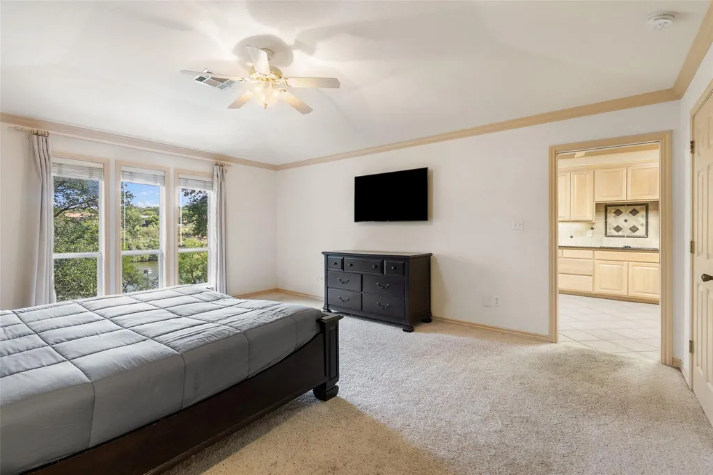 420 Los Escondidos Marble Falls TX 78654