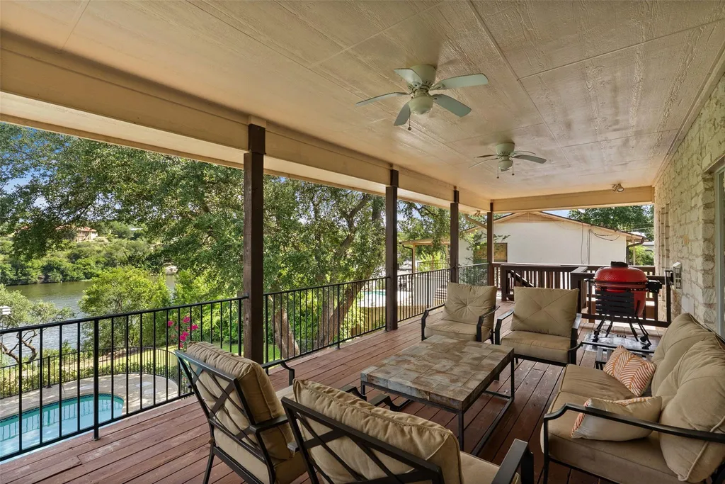 420 Los Escondidos Marble Falls TX 78654
