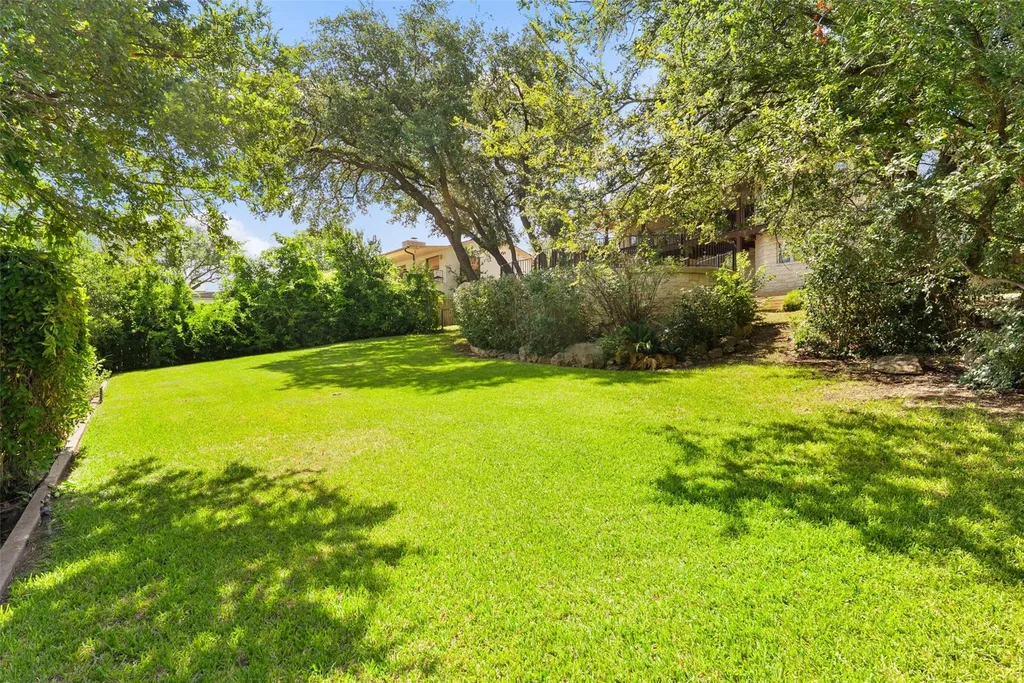 420 Los Escondidos Marble Falls TX 78654