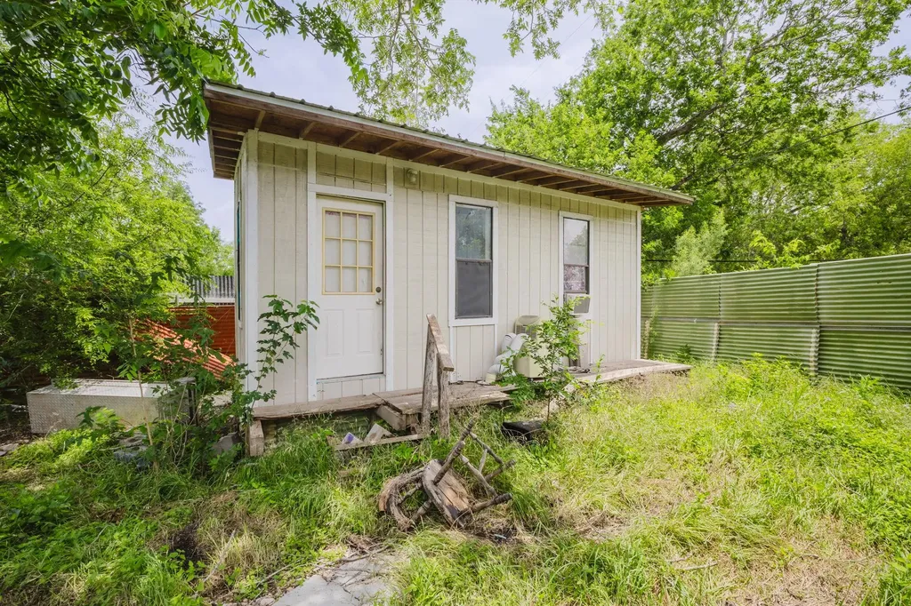 6803 Viewing Place Austin TX 78719