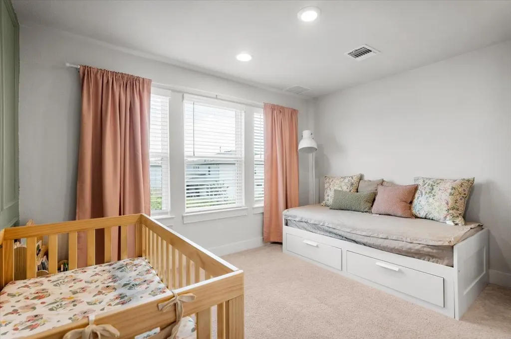 8509 Thompson Teal Trail Austin TX 78744