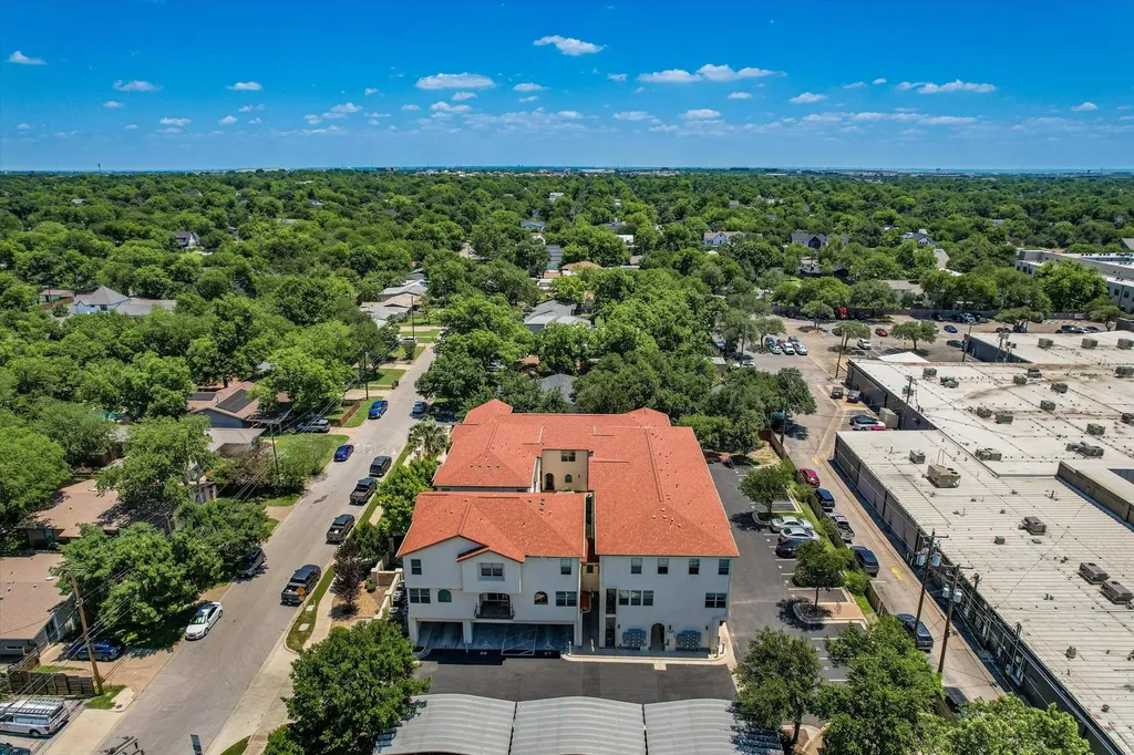 2207 Pasadena Drive Austin TX 78757