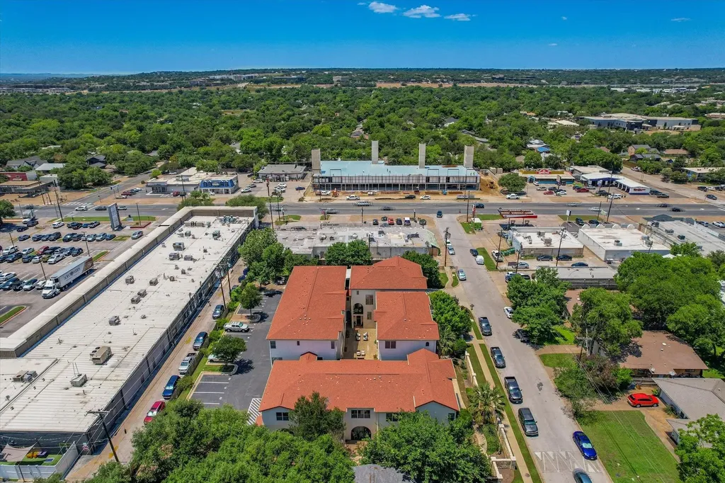 2207 Pasadena Drive Austin TX 78757