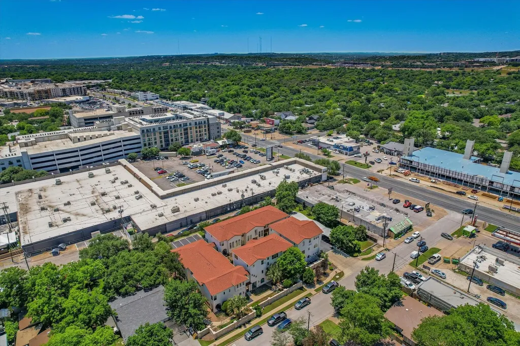 2207 Pasadena Drive Austin TX 78757