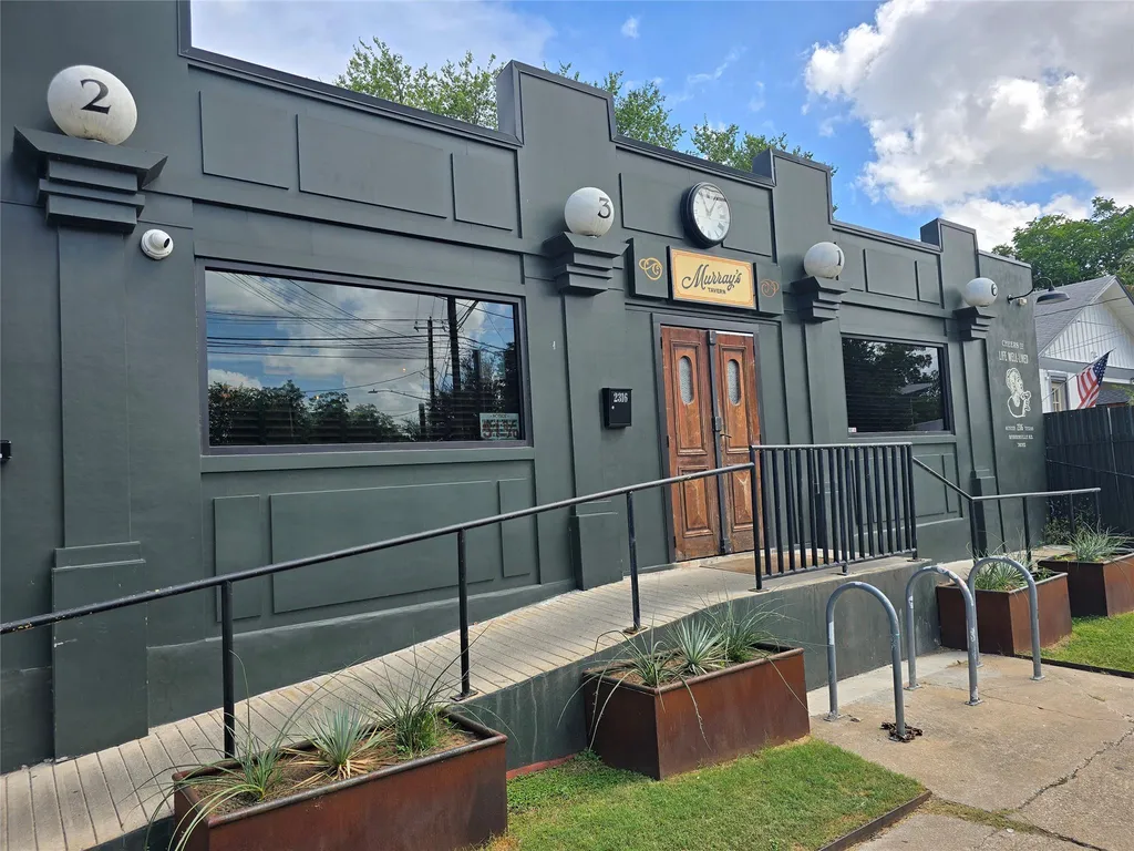 2710 Zaragosa Street Austin TX 78702