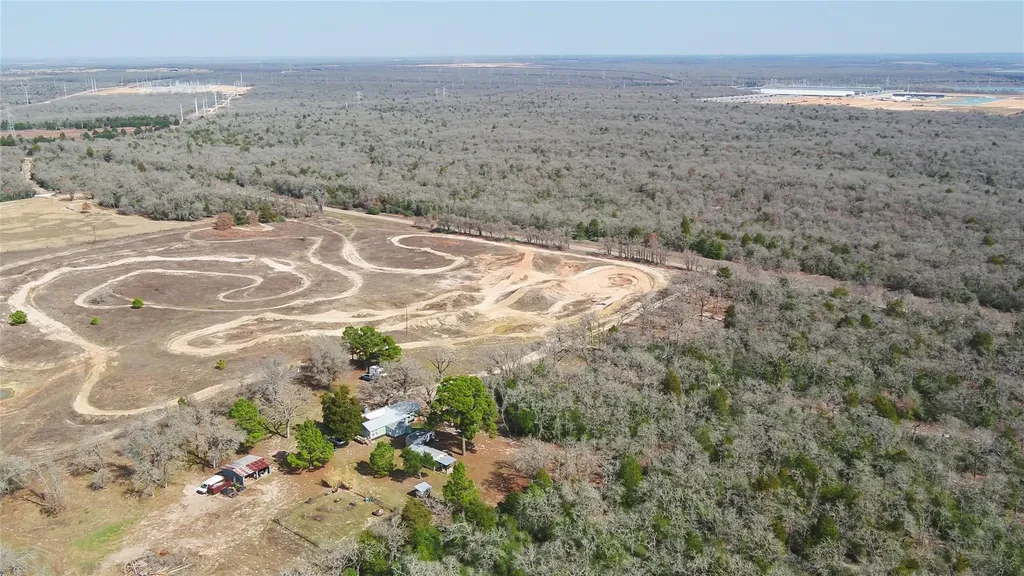 4066 County Road 448 Thorndale TX 76577