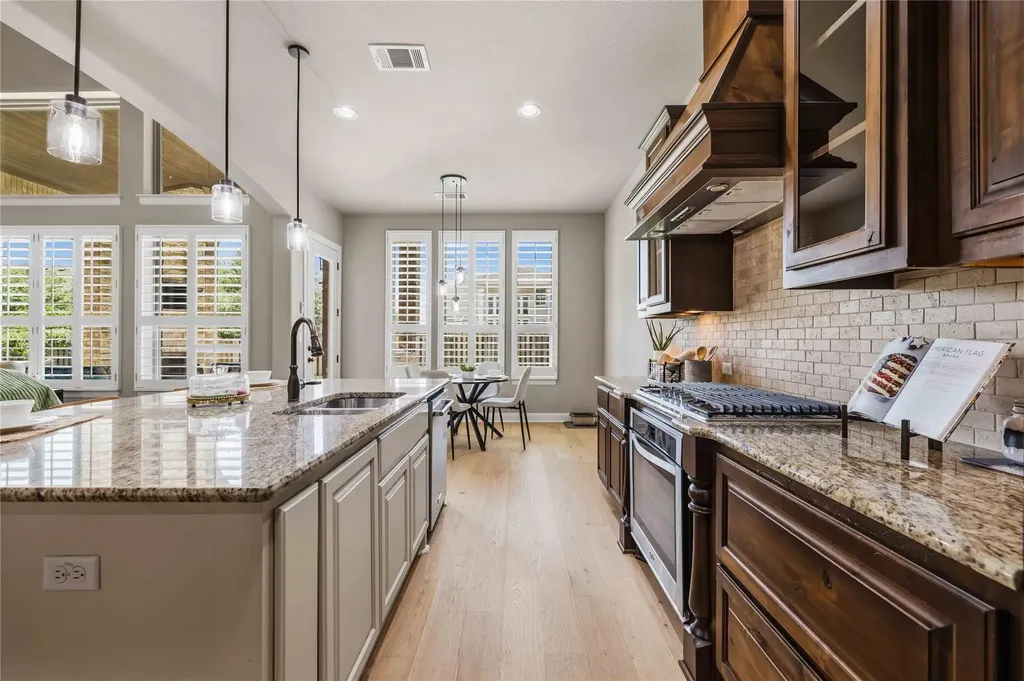 16405 Leopold Trail Austin TX 78738