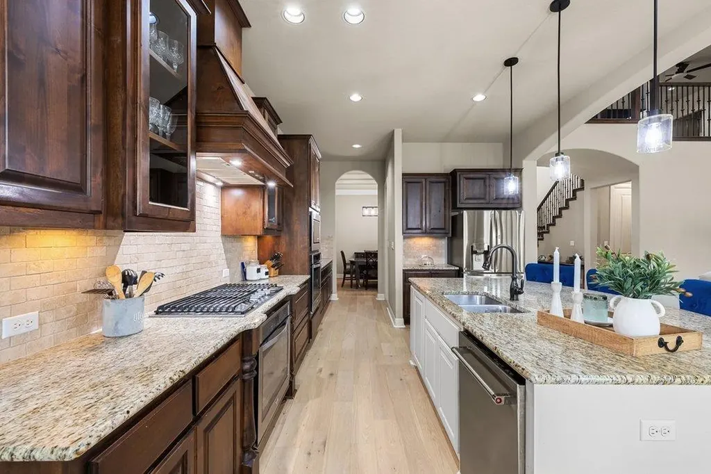 16405 Leopold Trail Austin TX 78738