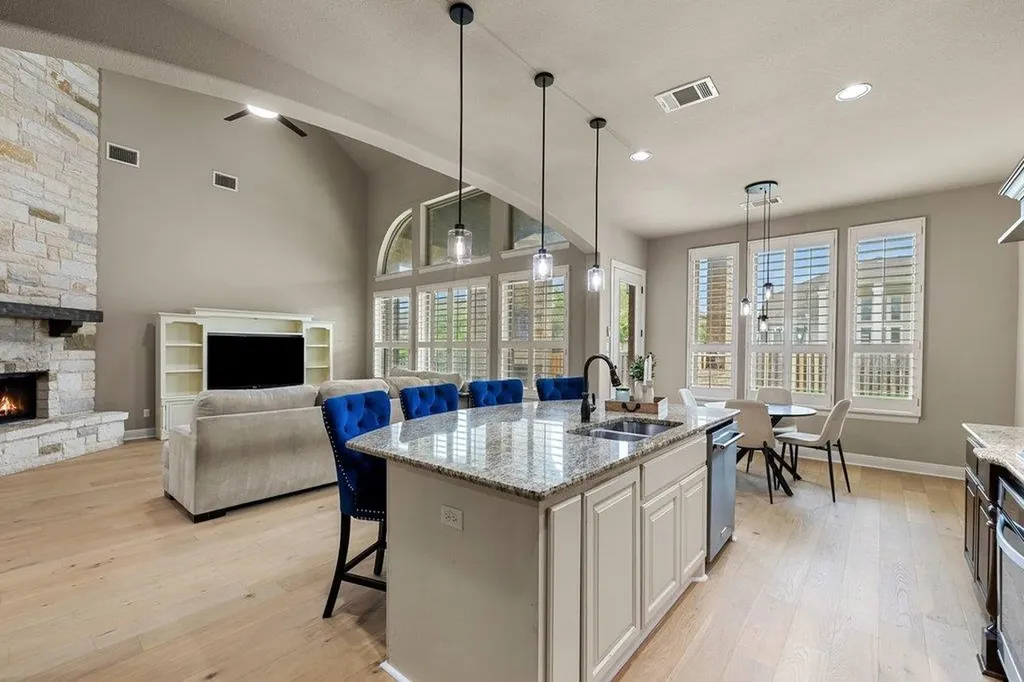 16405 Leopold Trail Austin TX 78738