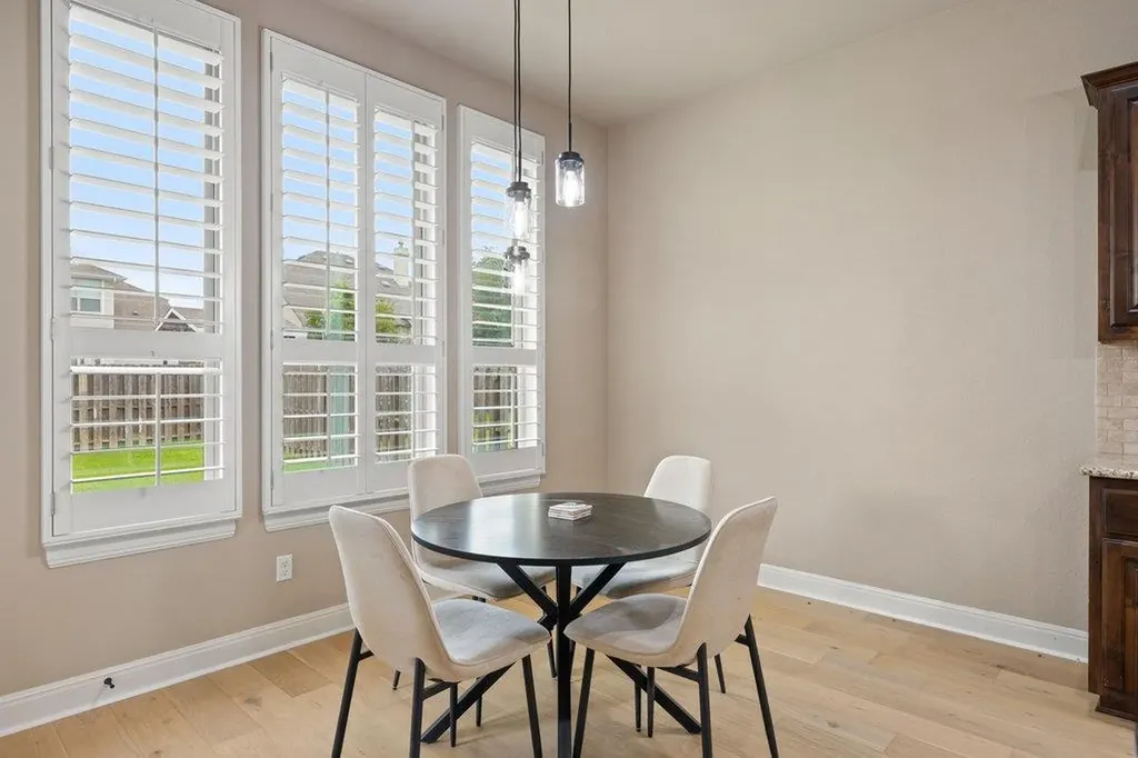 16405 Leopold Trail Austin TX 78738