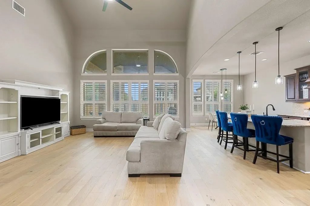 16405 Leopold Trail Austin TX 78738