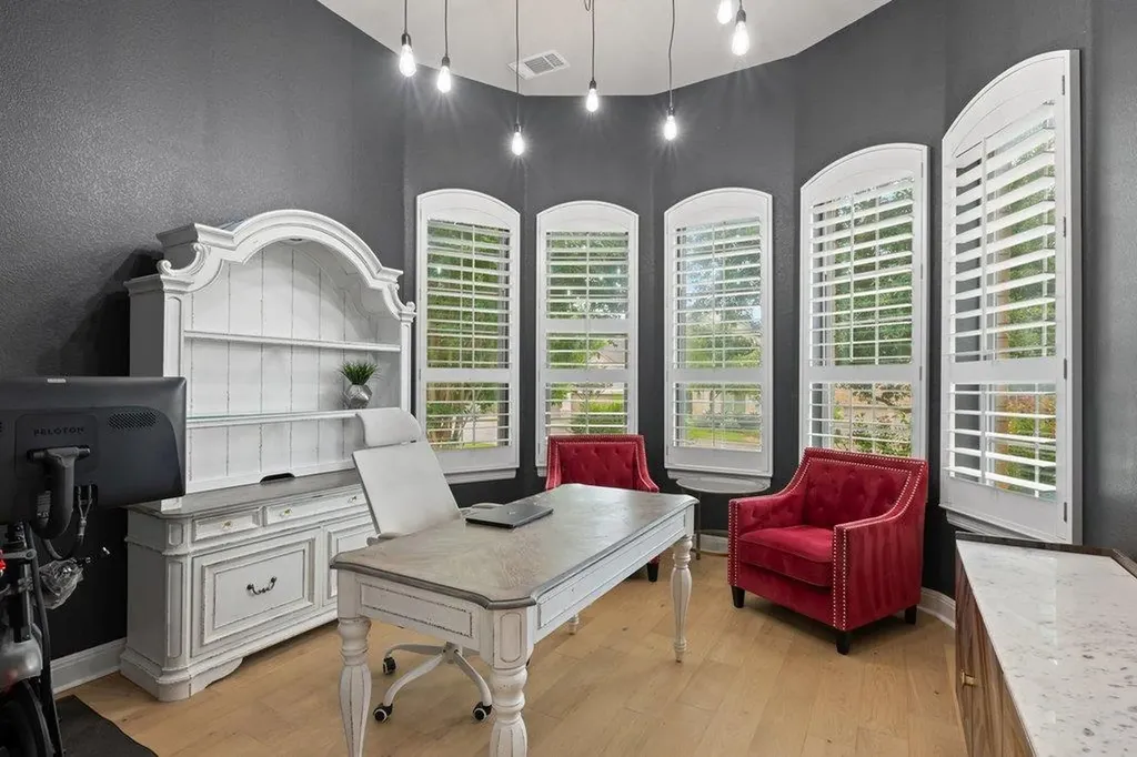 16405 Leopold Trail Austin TX 78738