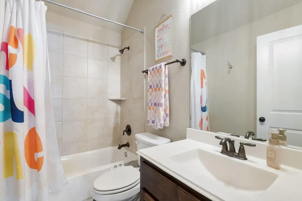 16405 Leopold Trail Austin TX 78738