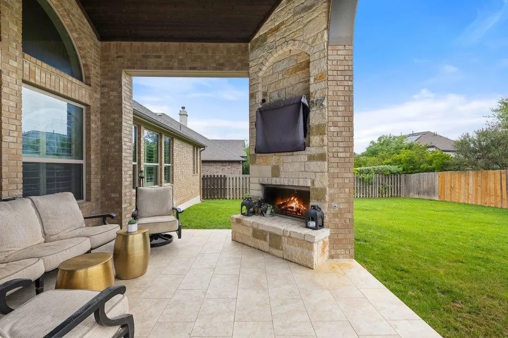 16405 Leopold Trail Austin TX 78738